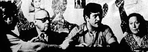 Roberto dando una charla al salir de la carcel