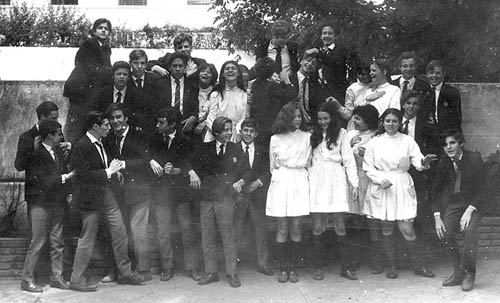 Raquel en el colegio nacional