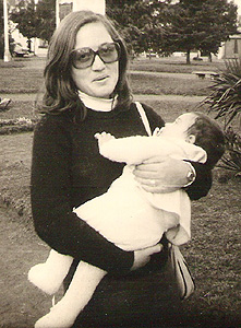 Georgina con su hijo menor