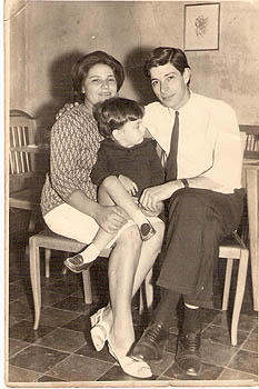 Hector con su familia