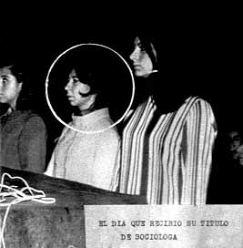 dia de su graduacion de sociologa