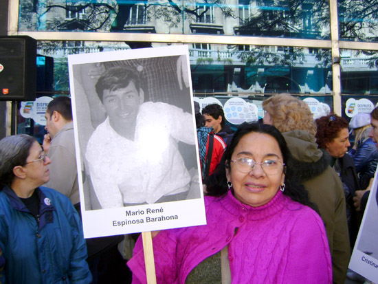 Homenaje a los Chilenos detenidos-desaparecidos